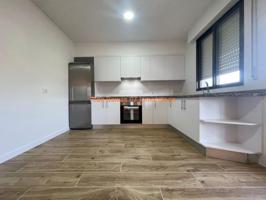 REF 4230 PISO 1 DORM. CON AMPLIA TERRAZA CABRAL ( VIGO ) photo 0