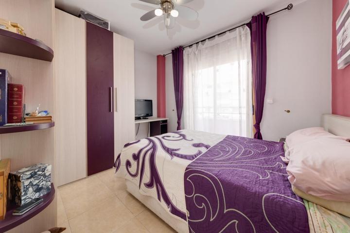 APARTAMENTO DE TRES DORMITORIOS EN EL CENTRO DE TORREVIEJA photo 0