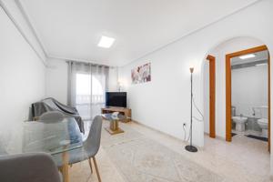 PISO DE 2 DORMITORIOS + PISCINA, ZONA MOLINO EN TORREVIEJA photo 0