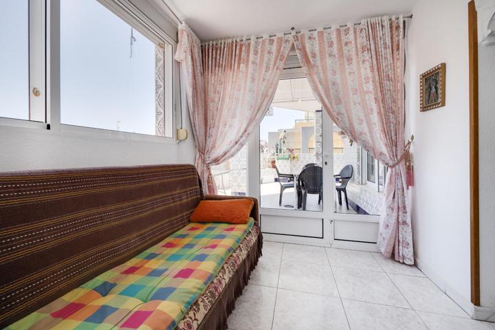 Ático de 1 dormitorio con 45 m² de terraza en esquina photo 0