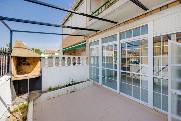 Encantador Bungalow en Planta Baja en Los Náufragos photo 0