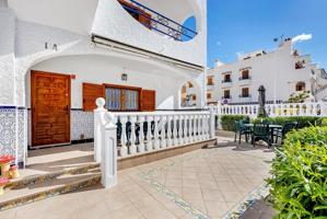 Apartamento planta baja con jardín y garaje cerrado a 240 metros de la playa de La Mata photo 0