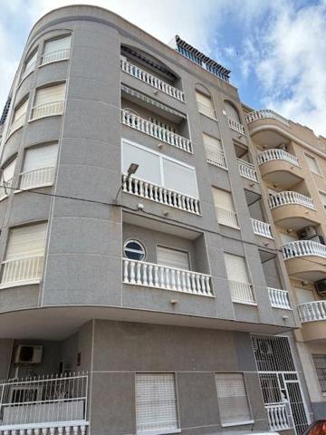 Un dormitorio cerca de la playa: ¡Tu refugio en Torrevieja! photo 0