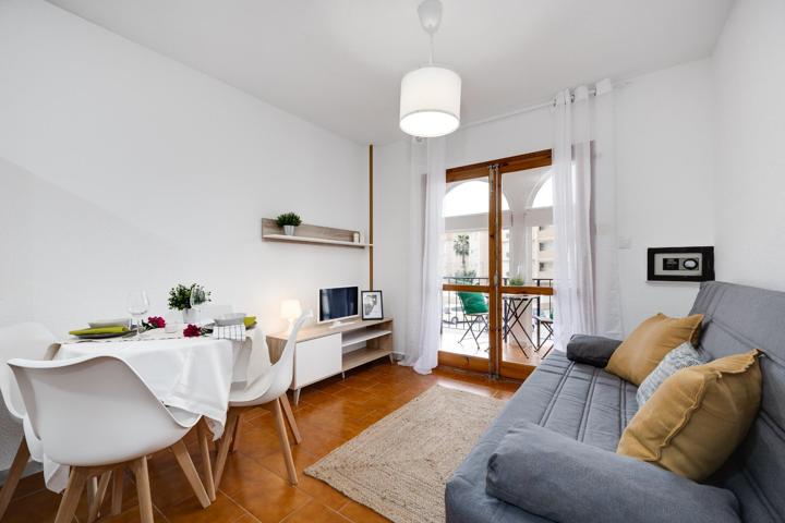 Apartamento de un dormitorio en residencial Calas Blancas photo 0