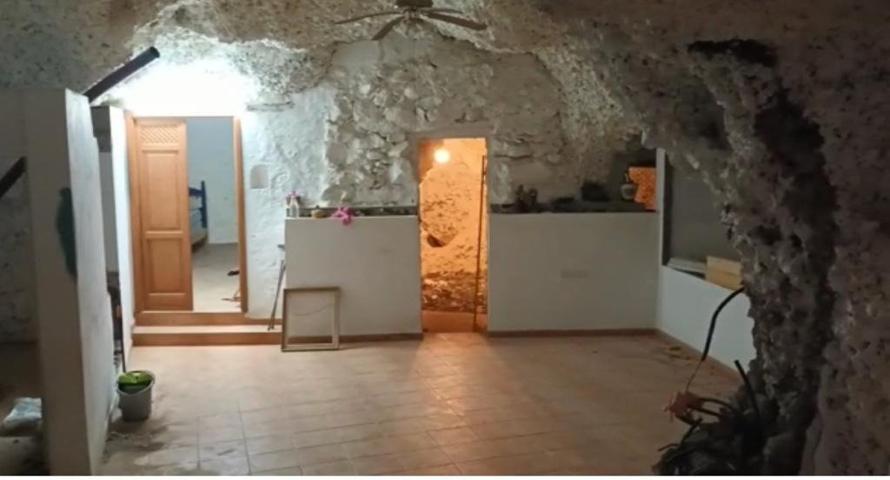 CASA CUEVA CON TERRENO EN INGENIO photo 0