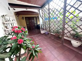 Si buscas una casa amplia, cómoda y por la zona del Centro Comercial Atlántico photo 0