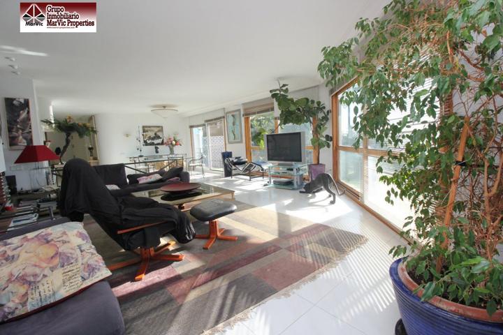 Chalet en Benidorm en zona Levante photo 0