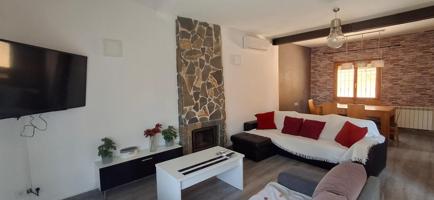 ¡ESPECTACULAR CHALET EN RELLEU CON PISCINA PRIVADA Y CHIMENEA! photo 0