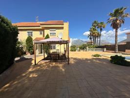 CHALET PAREADO EN BENIDORM photo 0