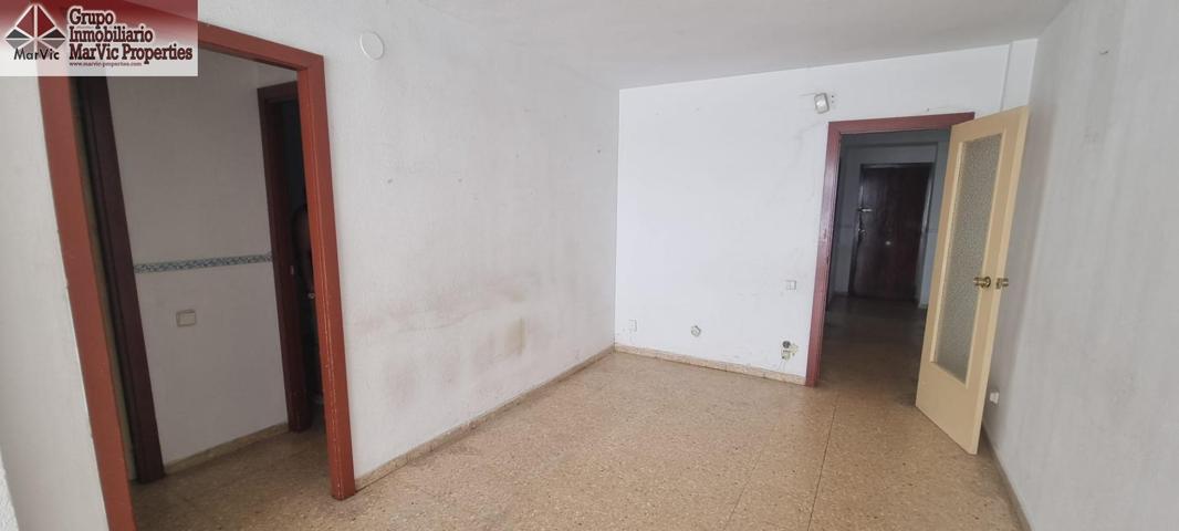 ¡OPORTUNIDAD EN BENIDORM – ZONA COLONIA MADRID! photo 0