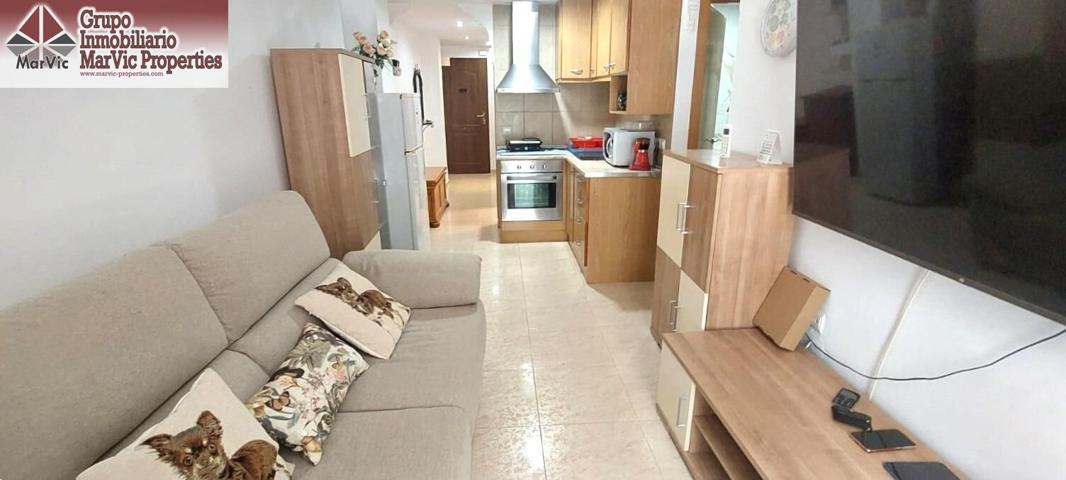 Vivienda con Encanto en Plaza Triangular – 2 Dormitorios (1+1) Reformado con Mucho Ingenio photo 0