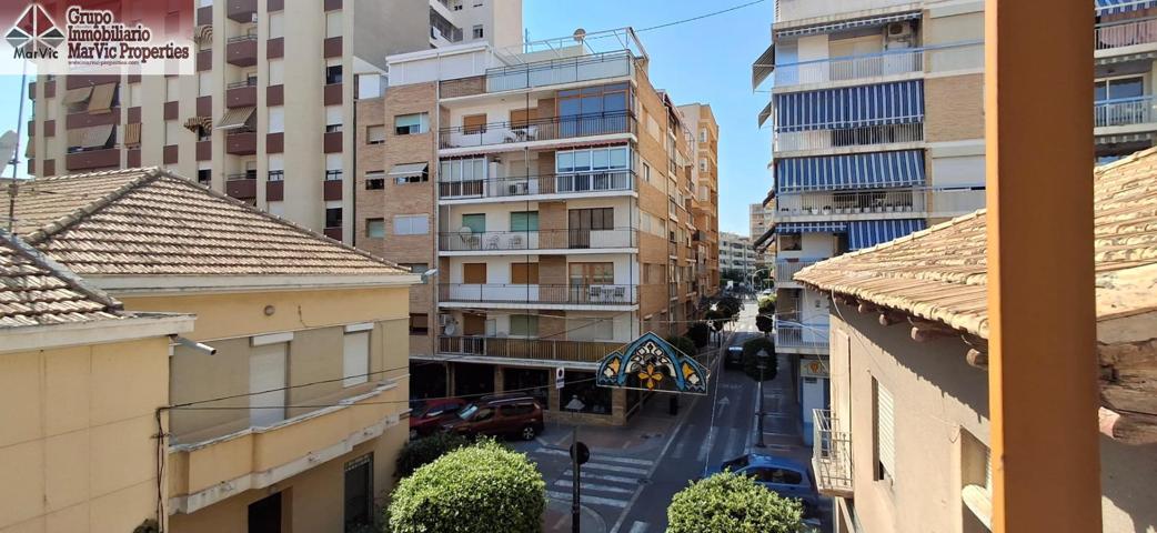 Amplio Piso en el Corazón de Villajoyosa con Múltiples Posibilidades photo 0