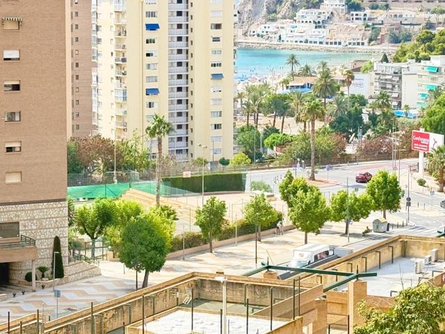 Apartamento en Venta con Vistas en Playa de Poniente, Benidorm photo 0