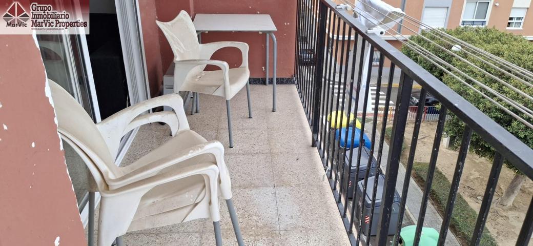 Piso en Villajoyosa: Oportunidad Única para Inversores photo 0