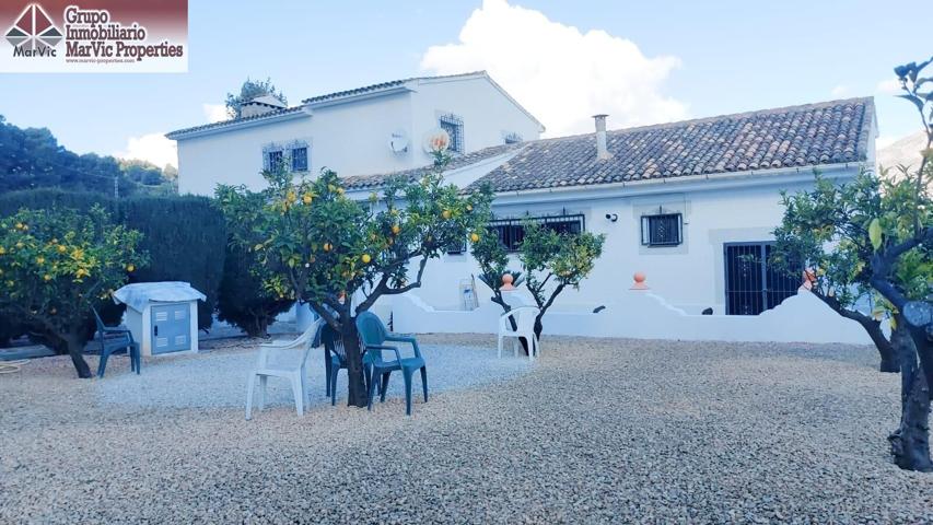 Espectacular Casa con Terreno en Castell de Guadalest photo 0
