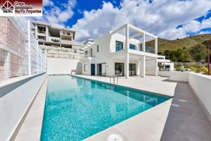 VILLA MODERNA CON VISTAS AL MAR Y A LA MONTAÑA EN FINESTRAT photo 0