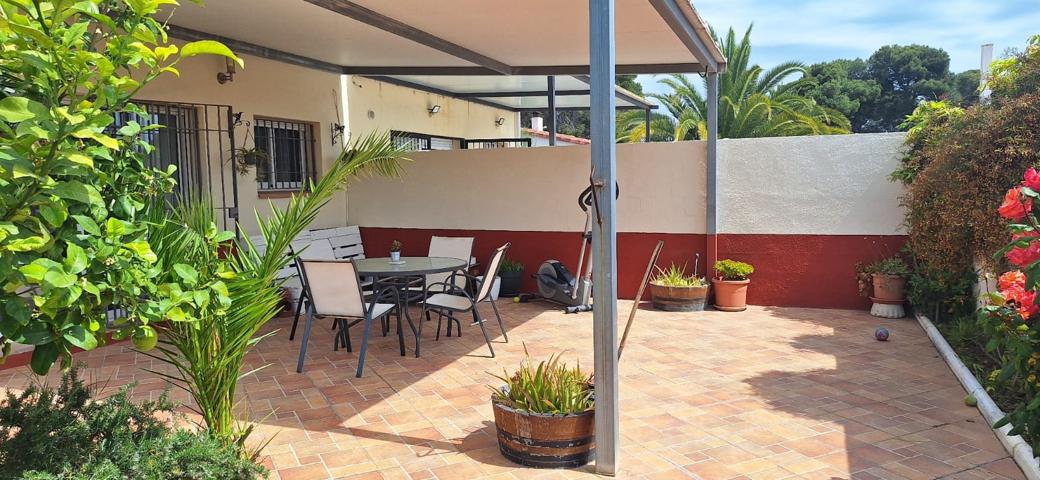 CHALET EN CAP SALOU 3 HABITACIONES. photo 0