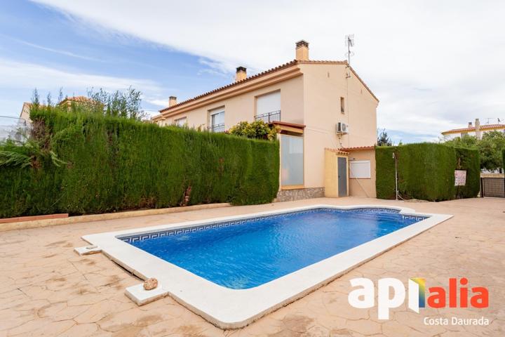 ADOSADO DE 3 HABITACIONES CON PISCINA COMUNITARIA. photo 0