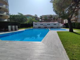 PISO EN SALOU CENTRO DE 2 HABITACIONES Y PISCINA COMUNITARIA. photo 0