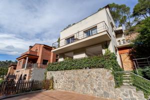 CHALET EN PAISOS CATALANS photo 0