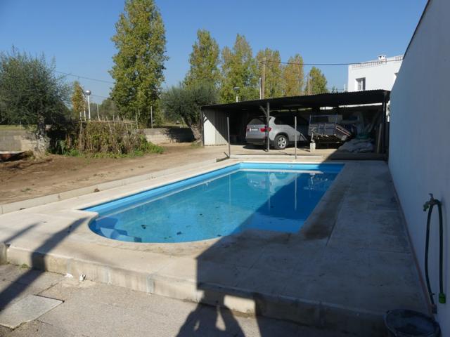 Chalet individual en Salou. Distribuida en 2 pisos. Piscina propia. photo 0