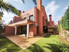 Chalet pareado en Campolivar photo 0