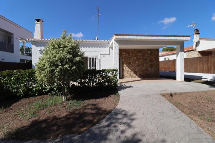 Chalet en la zona residencial de Rocafort photo 0