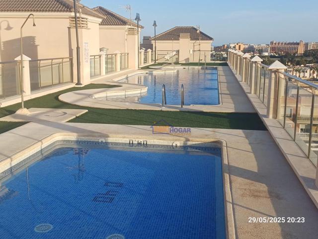 'Magnífico Piso totalmente equipado en Las Marinas de 2 Dormitorios' photo 0