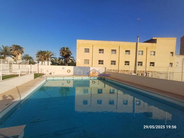 'PISO TOTALMENTE REFORMADO DE 3 DORMITORIOS, EN LAS MARINAS CON PISCINA Y MUY LUMINOSO' photo 0