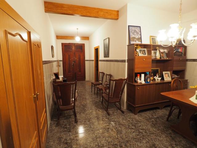 Casa céntrica en Lliria, zona de San Francisco, con 7 dormitorios y 200 m² de superficie photo 0
