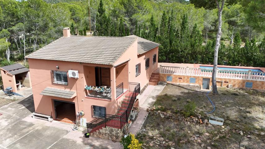 INTERESANTE CHALET URBANO A 5 MINUTOS DEL PUEBLO photo 0