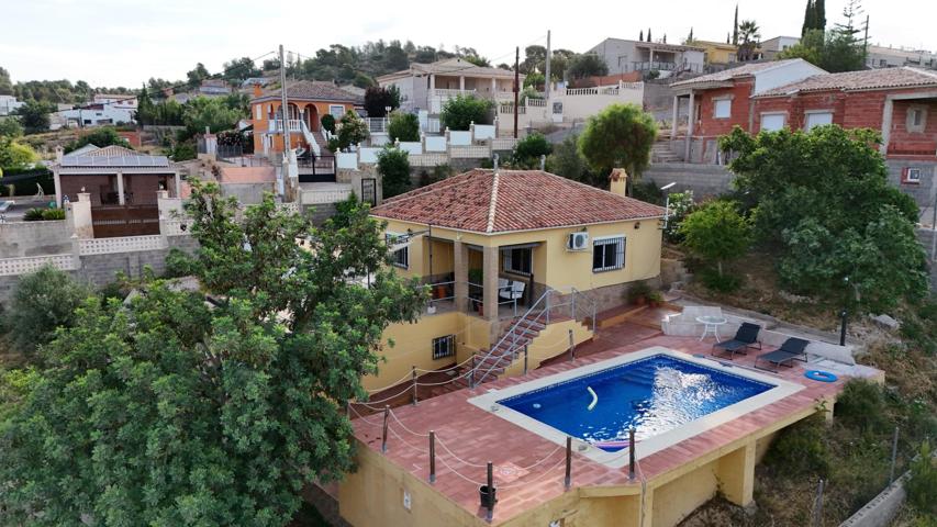 PRECIOSO CHALET INDEPENDIENTE CON MAGNIFICAS VISTAS photo 0