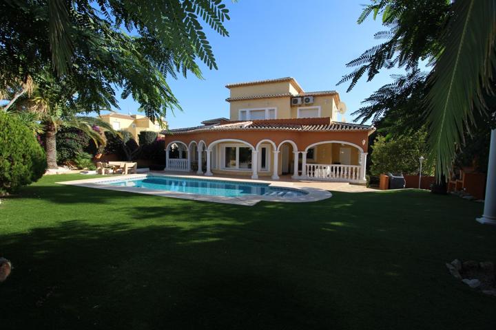 Unifamiliar En venta en Costeres, Calpe photo 0