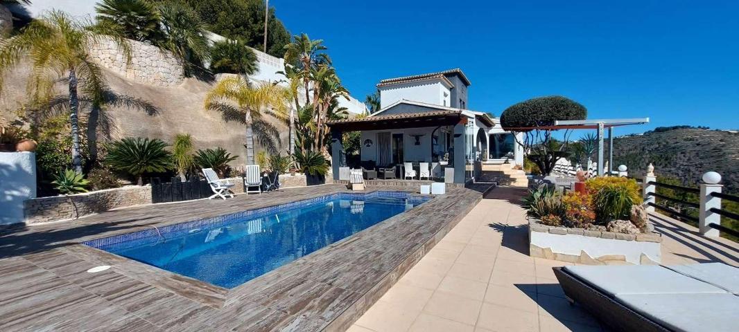 Casa En venta en Empedrola, Calpe photo 0