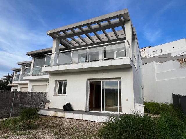 Unifamiliar Pareada En venta en Empedrola, Calpe photo 0