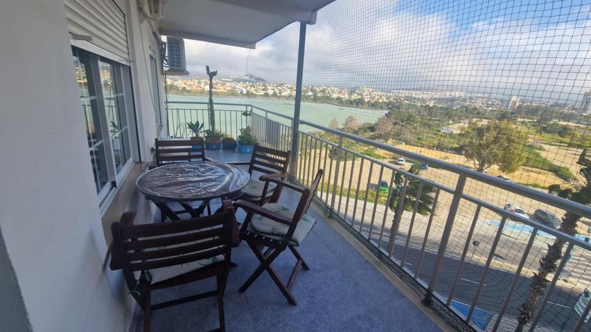 Apartamento a escasos metros de la Playa. photo 0