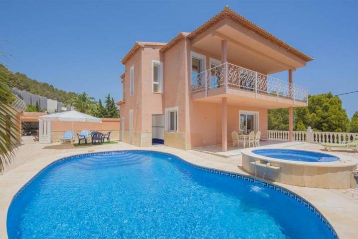 Unifamiliar En venta en Oltamar, Calpe photo 0