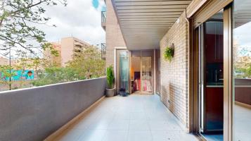 Vivienda reformada con terraza y garaje en pleno centro de Zaragoza photo 0