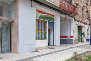 Oficina En venta en Arrabal, Zaragoza photo 0