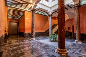 Vive la Historia con Estilo: Dúplex Único en el Corazón del Casco Histórico photo 0