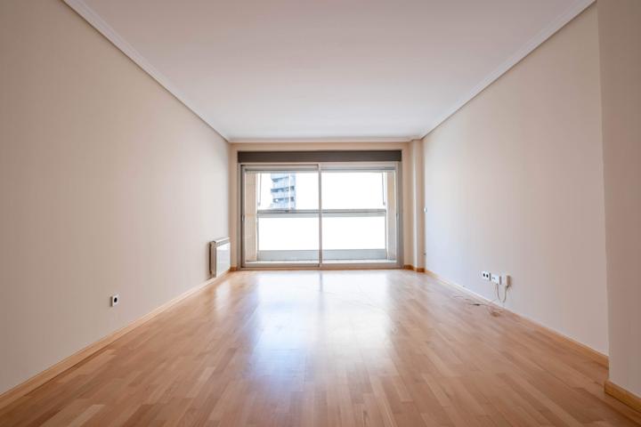 Magnífica vivienda en el centro de Zaragoza, con terraza, garaje y trastero photo 0