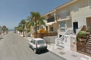 MAGNIFICA CASA TRIPLEX A 100 METROS DEL MAR photo 0
