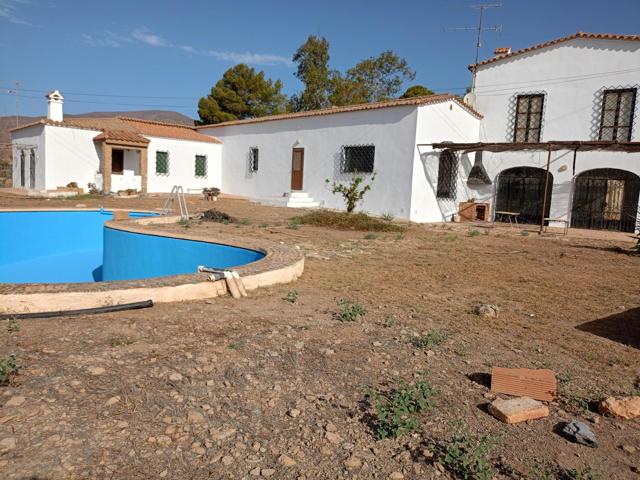 MAGNIFICA CASA CORTIJO CON PISCINA Y TERRENO EN VENTA EN ADRA photo 0