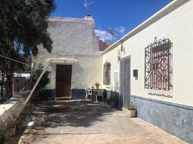 MAGNIFICA CASA EN LA ALQUERIA MUY AMPLIA CON JARDIN Y GARAJE photo 0