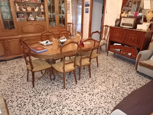GRAN CASA EN PLANTA BAJA CON GARAJE EN ADRA photo 0