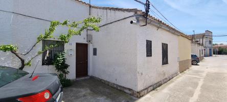 Venta de casa en planta baja con jardín en Épila photo 0