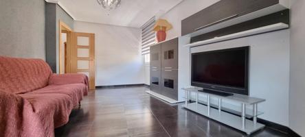 Alquiler de piso semi amueblado de tres dormitorios en Épila photo 0