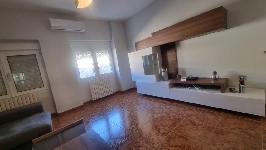 Alquiler piso photo 0