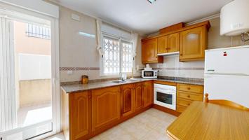 Bungalow adosado con parking a metros de la playa photo 0