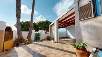 ALQUILER ANUAL APARTAMENTO CON ENCANTO EN PRIMERA LÍNEA DE MAR EN SANTA POLA DEL ESTE photo 0